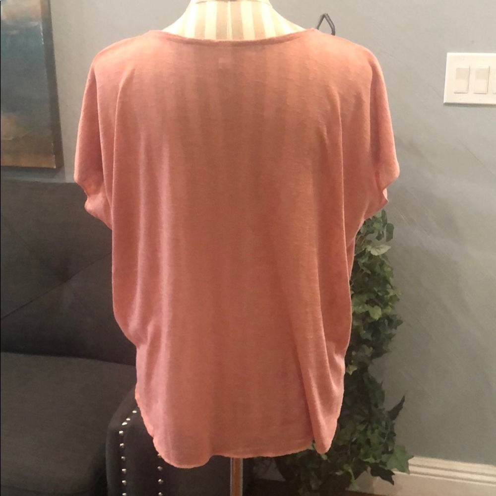 NWOT top - Picture 3 of 5